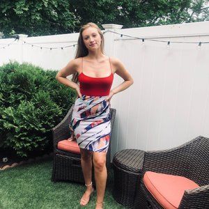 HIGH-WAISTED MIDI SKIRT